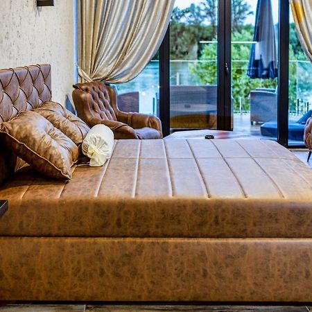 Apartmani Tiske Noci Óbecse Kültér fotó