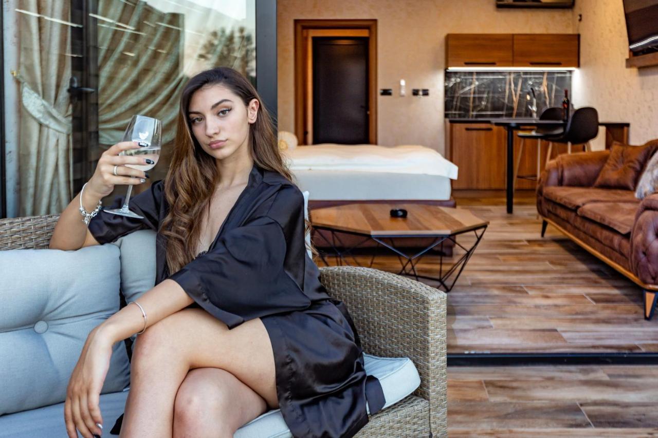 Apartmani Tiske Noci Óbecse Kültér fotó